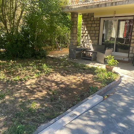 Rez De Grand T2 Proche Marvivo-sablettes Holiday home La Seyne-sur-Mer